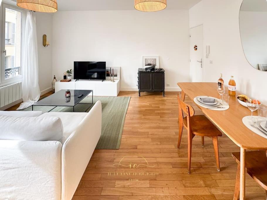 Appartamento Le Petit Saint Louis Versailles Esterno foto