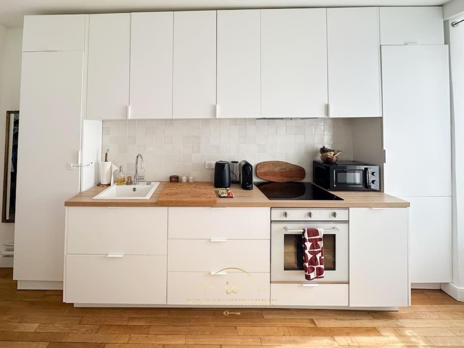 Appartamento Le Petit Saint Louis Versailles Esterno foto
